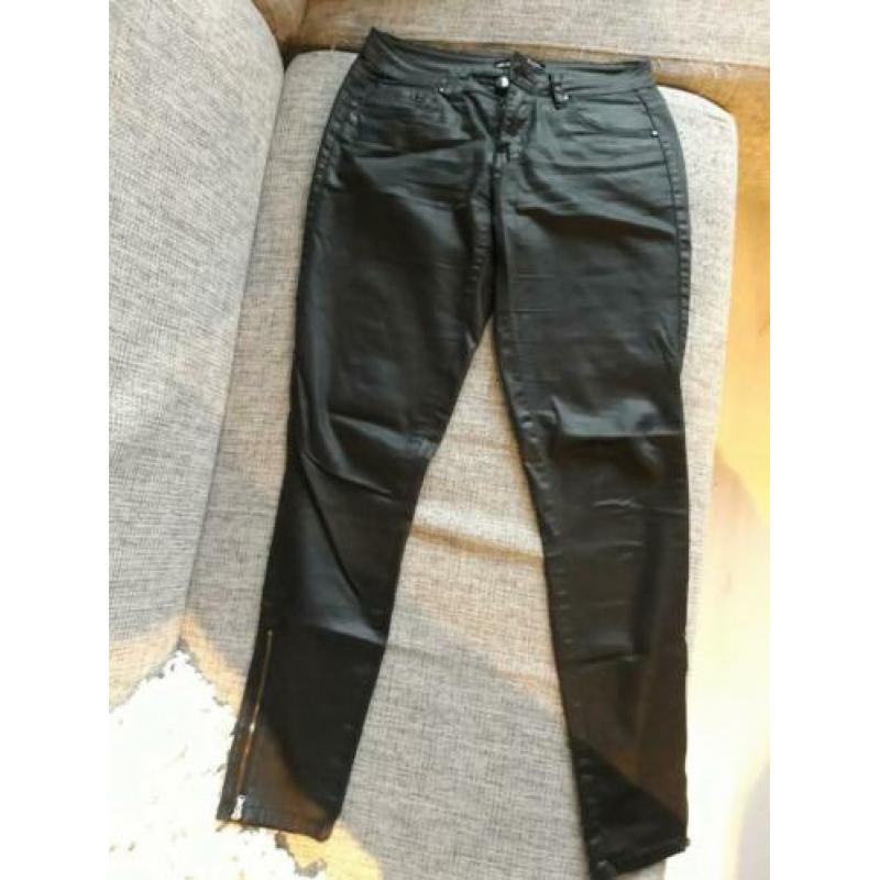 Gecoate broek zwart maat xs