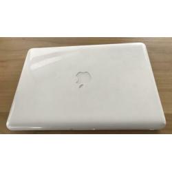 MacBook White Unibody 13inch.