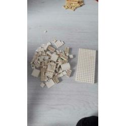 Lego. ongeveer 1350 stuks