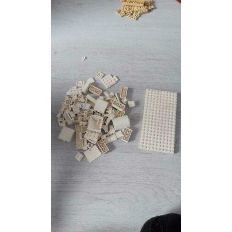 Lego. ongeveer 1350 stuks