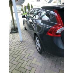 Volvo V60 5 cil D3 163pk Start/stop 2011 Grijs