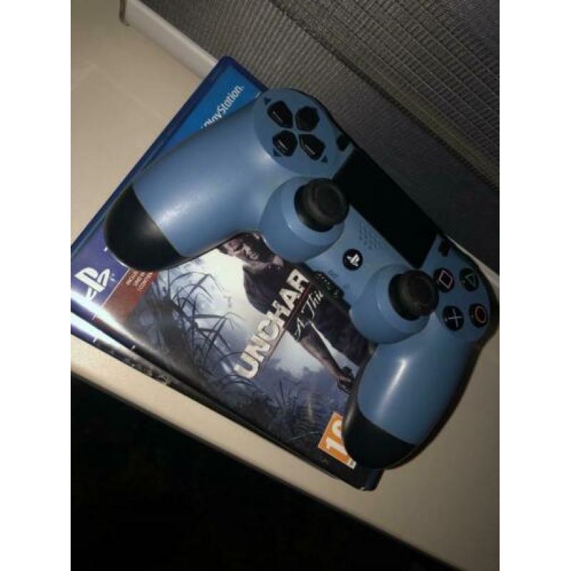 PlayStation 4 Controller & Games