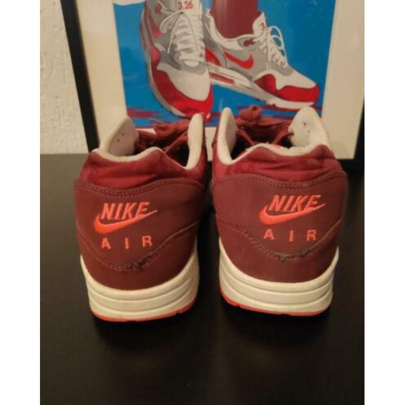 Nike air max 1 Premium Team Red camo