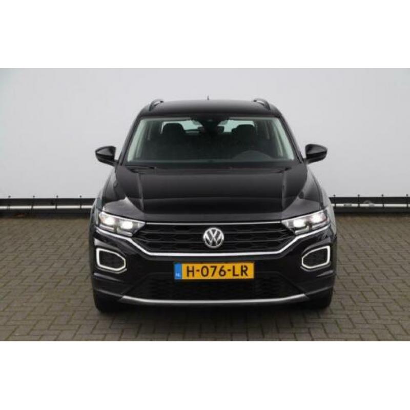 Volkswagen T-Roc 1.5 TSI 150PK DSG Style Business | LED | St