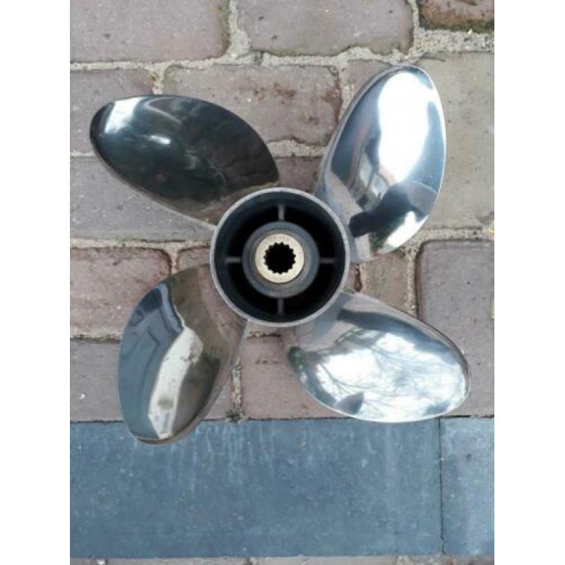 Evinrude Johnson RVS 4 blads propeller RENEGADE