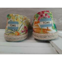 TOMS maat 37 z.g.a.n