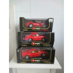 Set van 3 x 1:18 modellen - Porsche, Ferrari, Dodge