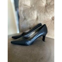 Omoda pumps zwart 36