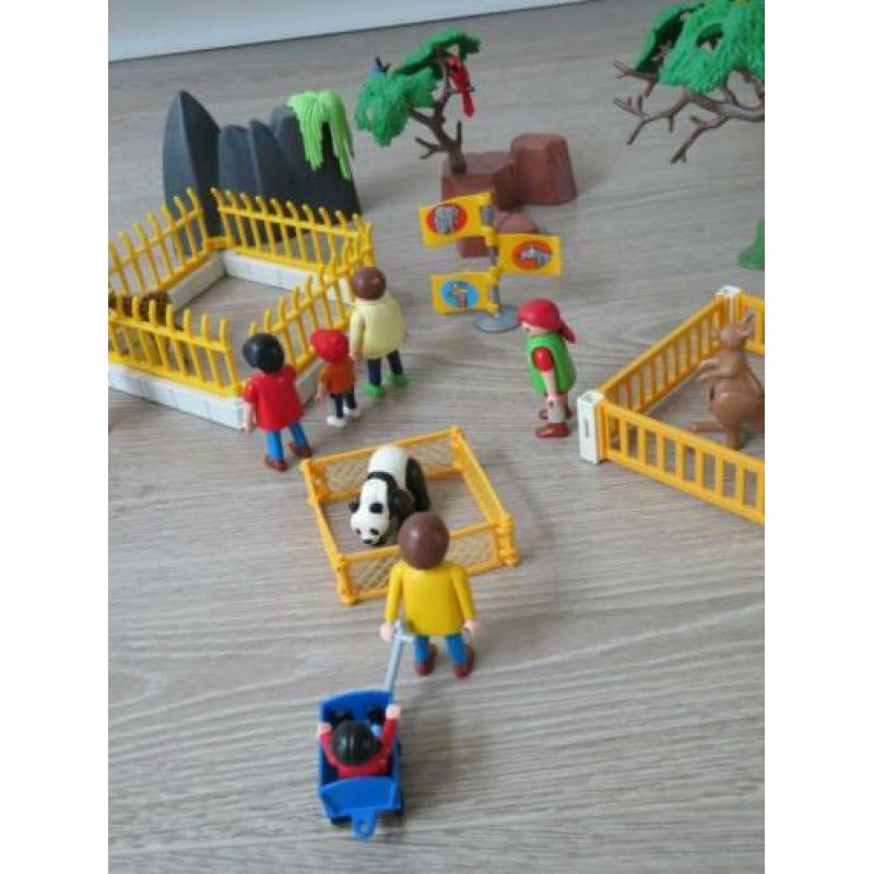 Playmobil dierentuin met accessoires