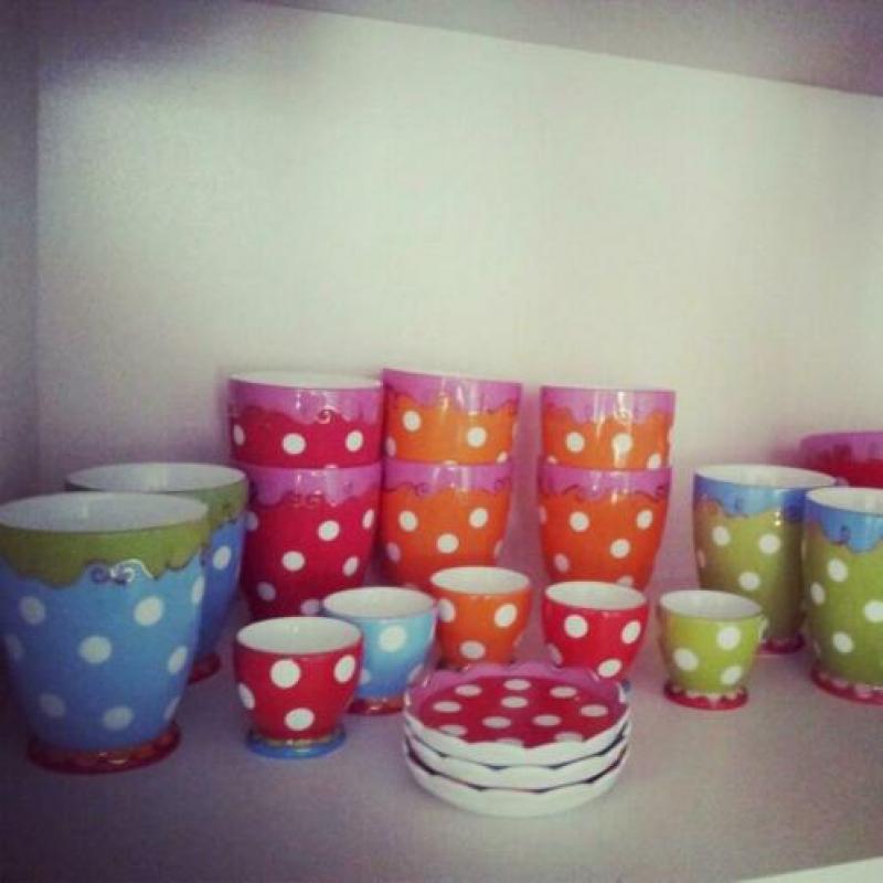 OILILY SERVIES - bijna compleet - stuur een DM