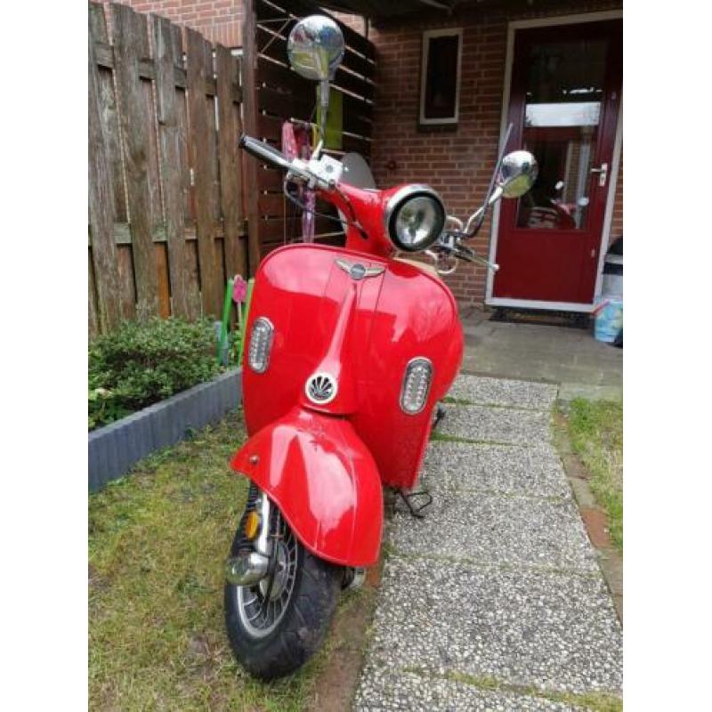 Snorscooter Razzo (replica Vespa '64) bwjr 2014