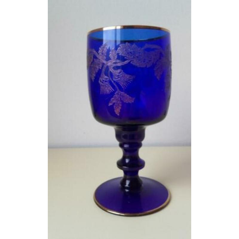 antiek blauw glas