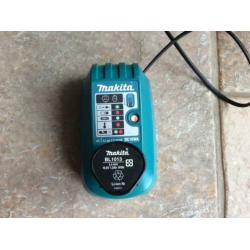 Makita lader DC 10 WA