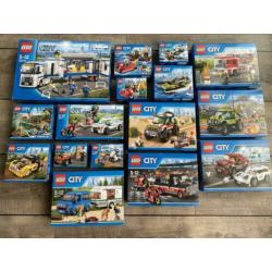 Lego City - 16 Nieuwe en Ongeopende sets.