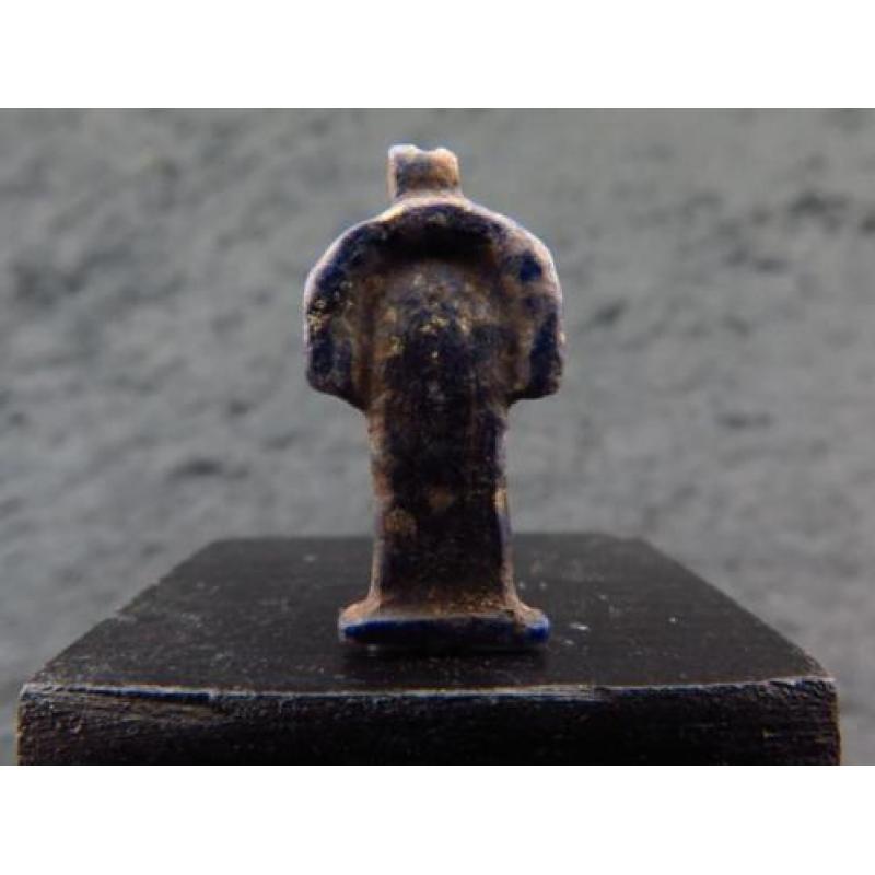 Egyptian Lapis amulet of Girdle of isis