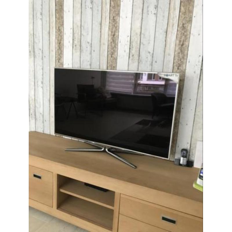 Samsung ue46d8000