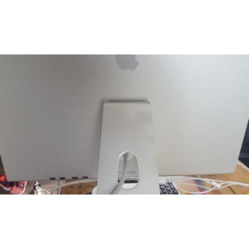 Apple Cinema Display 23"