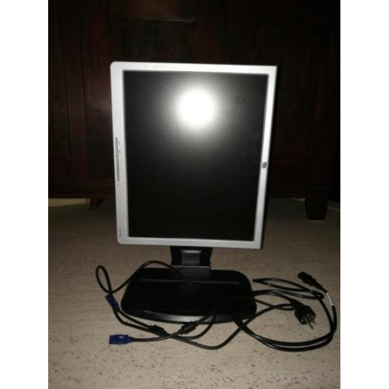 HP 1740 monitor 17 inch