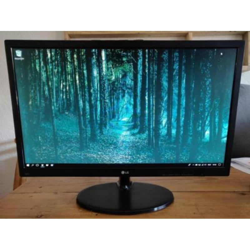 LG 24 inch monitor (24M38A)