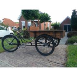 Te koop mooie gerestaureerde oude bakfiets