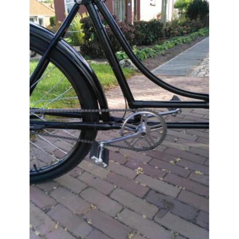 Te koop mooie gerestaureerde oude bakfiets