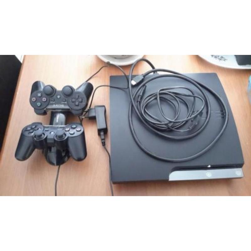 Playstation 3 met toebehoren en 10 spellen