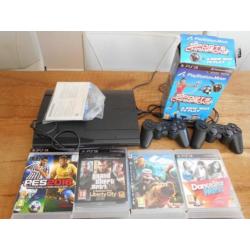 Sony Playstation 3 Slim incl Move 12 games 2 controllers